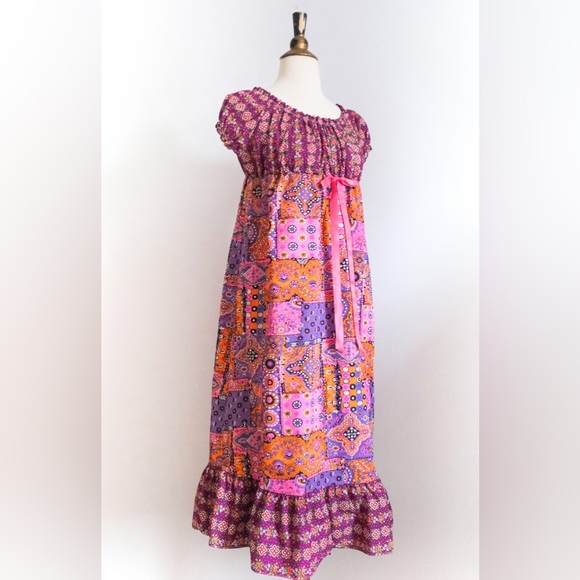 Vintage 1960’s Neon Groovy Ruffled Maxi Dress • S - Picture 7 of 7